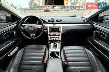 Купе Volkswagen CC / Passat CC 2013 в Миколаєві