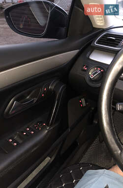 Купе Volkswagen CC / Passat CC 2011 в 