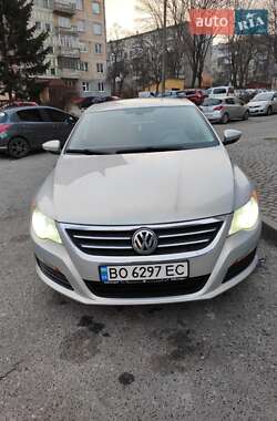 Купе Volkswagen CC / Passat CC 2011 в Тернополі