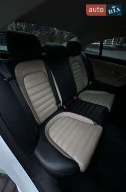 Купе Volkswagen CC / Passat CC 2012 в 