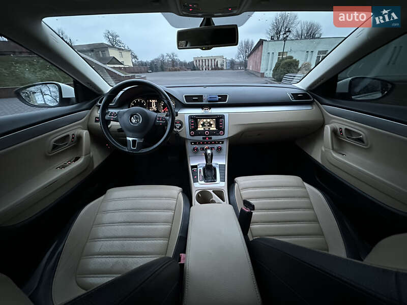 Купе Volkswagen CC / Passat CC 2012 в Днепре