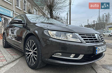 Купе Volkswagen CC / Passat CC 2013 в Миколаєві