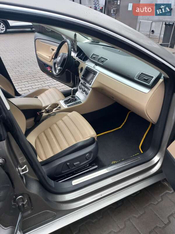 Купе Volkswagen CC / Passat CC 2013 в Обухове