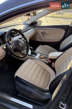 Купе Volkswagen CC / Passat CC 2012 в 