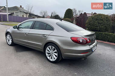 Купе Volkswagen CC / Passat CC 2010 в 