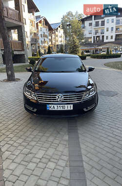 Купе Volkswagen CC / Passat CC 2012 в Києві