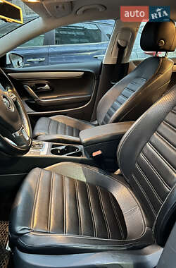 Купе Volkswagen CC / Passat CC 2013 в 