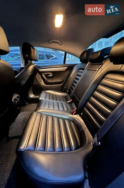 Купе Volkswagen CC / Passat CC 2013 в 