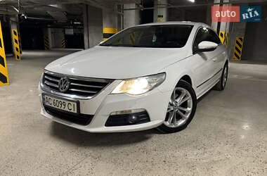 Купе Volkswagen CC / Passat CC 2011 в Києві