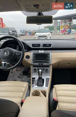 Купе Volkswagen CC / Passat CC 2014 в Києві