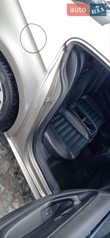 Купе Volkswagen CC / Passat CC 2011 в Львове
