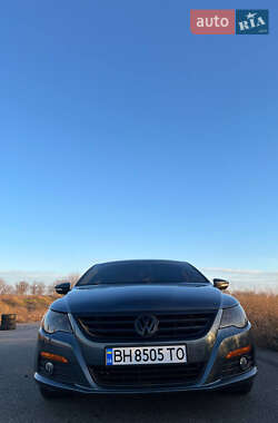 Купе Volkswagen CC / Passat CC 2010 в Доброславе