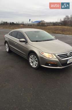 Купе Volkswagen CC / Passat CC 2010 в 