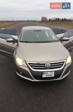 Купе Volkswagen CC / Passat CC 2010 в 