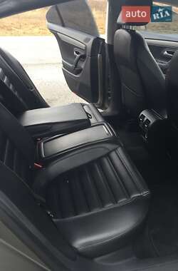 Купе Volkswagen CC / Passat CC 2010 в 