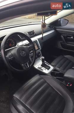 Купе Volkswagen CC / Passat CC 2010 в 