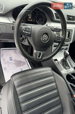 Купе Volkswagen CC / Passat CC 2014 в Луцьку