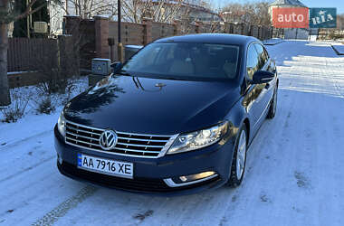 Купе Volkswagen CC / Passat CC 2012 в Чернівцях