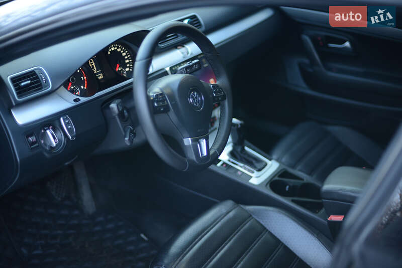 Купе Volkswagen CC / Passat CC 2012 в Белой Церкви