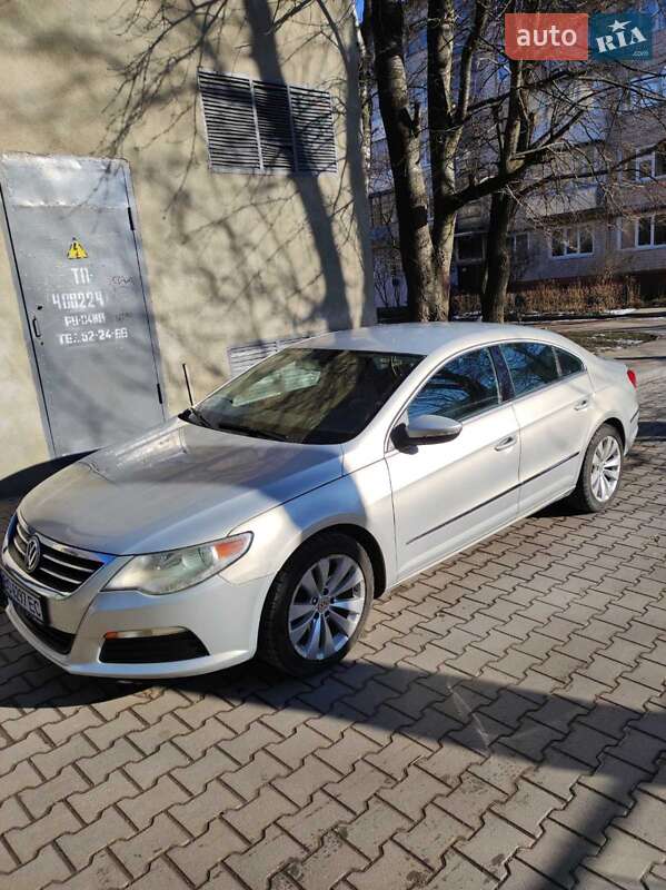 Купе Volkswagen CC / Passat CC 2011 в Тернополі