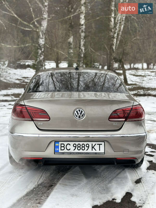Купе Volkswagen CC / Passat CC 2012 в Львові