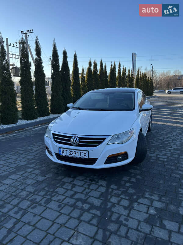 Купе Volkswagen CC / Passat CC 2009 в Ивано-Франковске