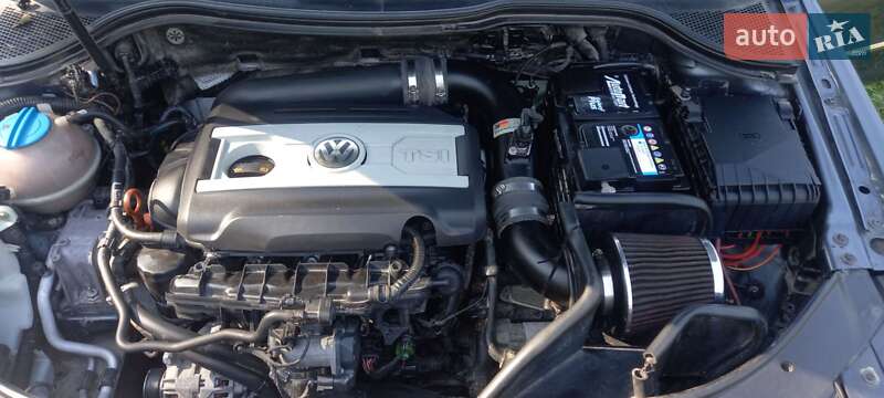 Купе Volkswagen CC / Passat CC 2010 в Луцке