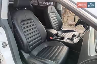 Купе Volkswagen CC / Passat CC 2011 в 