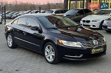 Купе Volkswagen CC / Passat CC 2013 в Чернівцях