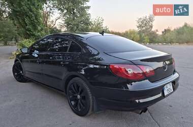 Купе Volkswagen CC / Passat CC 2011 в 