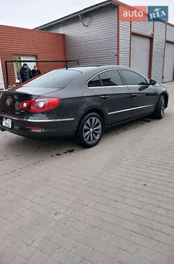 Купе Volkswagen CC / Passat CC 2009 в Сумах