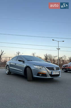 Купе Volkswagen CC / Passat CC 2010 в Києві