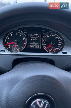 Купе Volkswagen CC / Passat CC 2010 в 