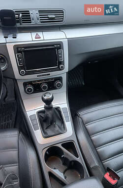 Купе Volkswagen CC / Passat CC 2010 в 