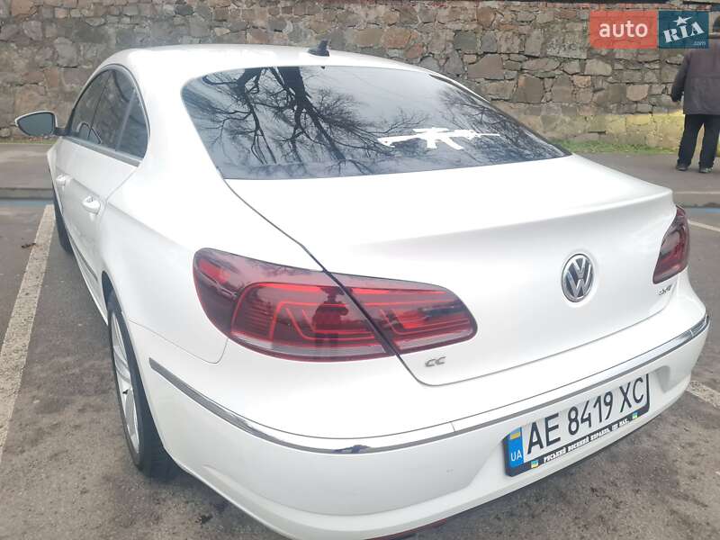 Купе Volkswagen CC / Passat CC 2013 в Дніпрі