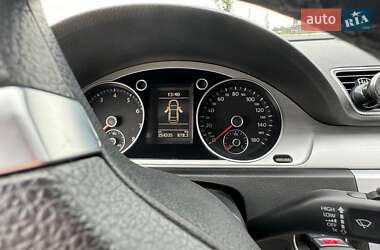 Купе Volkswagen CC / Passat CC 2012 в 