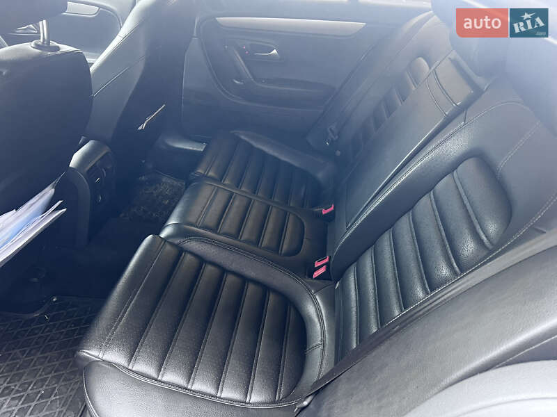 Купе Volkswagen CC / Passat CC 2012 в Дніпрі
