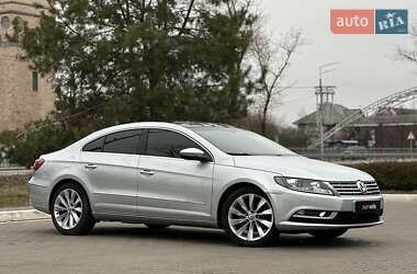 Купе Volkswagen CC / Passat CC 2013 в Києві