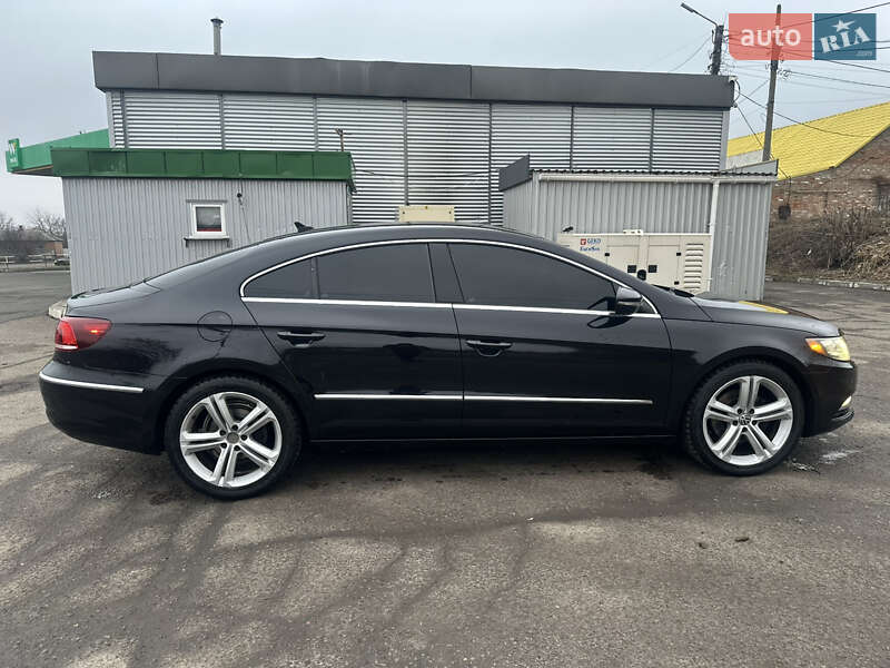 Купе Volkswagen CC / Passat CC 2012 в Кобеляках