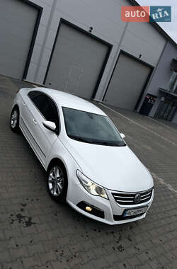 Купе Volkswagen CC / Passat CC 2011 в Нововолынске