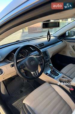 Купе Volkswagen CC / Passat CC 2012 в Чернігові