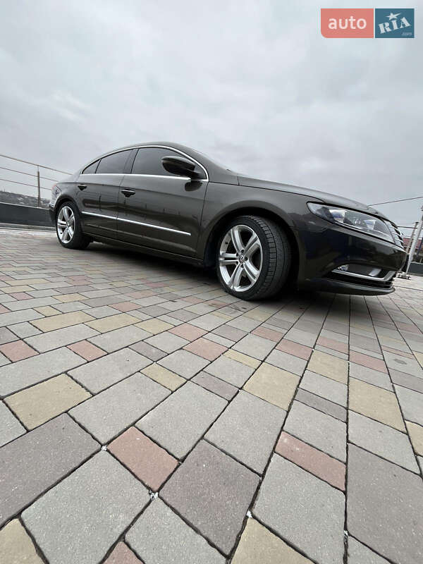 Купе Volkswagen CC / Passat CC 2012 в Городке