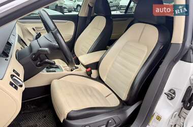 Купе Volkswagen CC / Passat CC 2010 в 