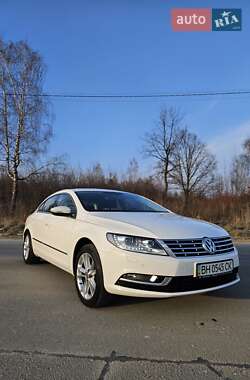 Купе Volkswagen CC / Passat CC 2013 в Львові