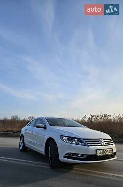 Купе Volkswagen CC / Passat CC 2013 в Львові