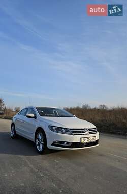 Купе Volkswagen CC / Passat CC 2013 в Львові