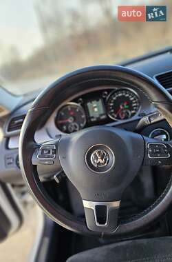 Купе Volkswagen CC / Passat CC 2013 в Львові