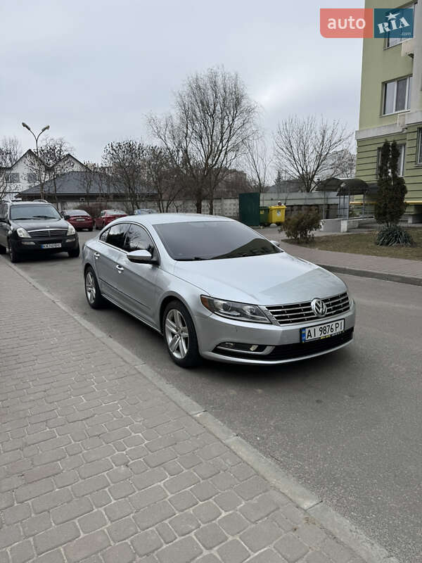 Купе Volkswagen CC / Passat CC 2012 в Києві