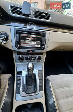 Купе Volkswagen CC / Passat CC 2012 в 