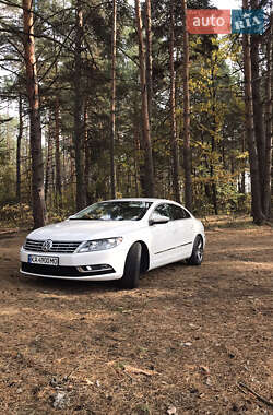 Купе Volkswagen CC / Passat CC 2013 в Киеве